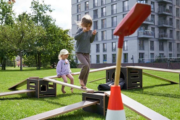 Bewegungsbaustelle Outdoor, 18-tlg. rechts