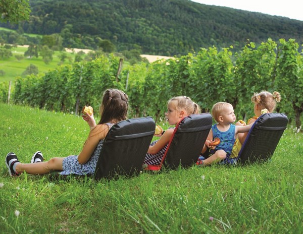 Bodensitzkissen Stuhl Erzieherin hinten