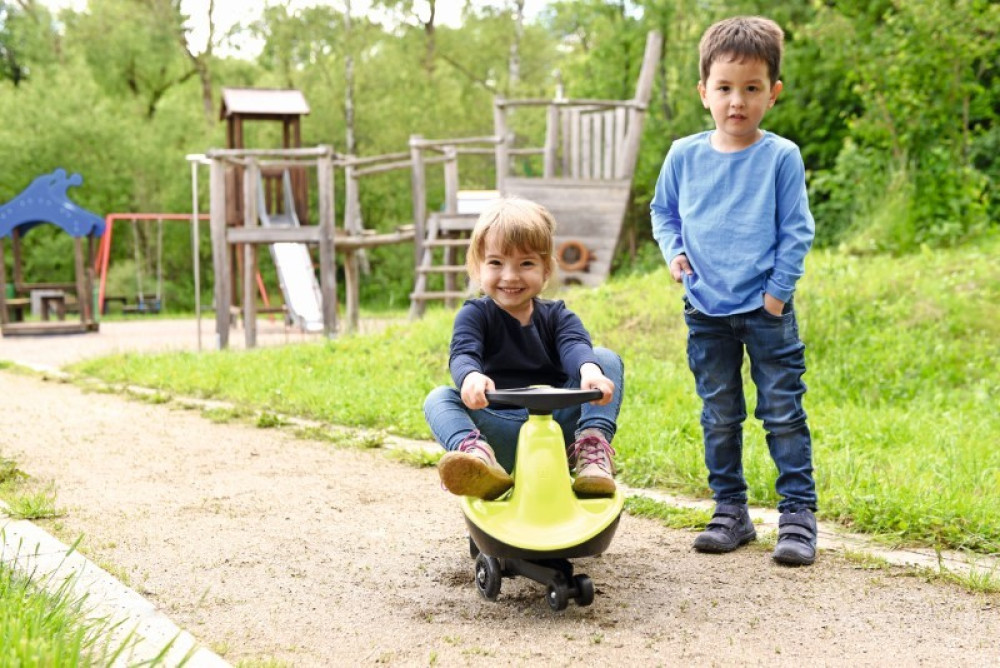 Magic Driving Car mit Kindern oben