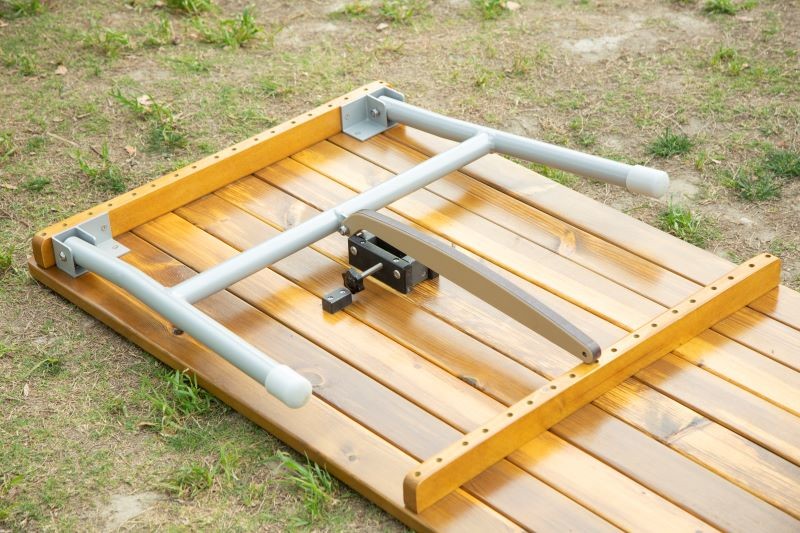 Outdoor-Tisch, klappbar links